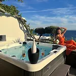 Votsalaki Mykonos Boutique פרדייז ביץ'
